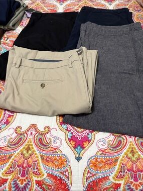 Bundle of 4 pairs of Old Navy khakis in navy, black, gray blue, khaki